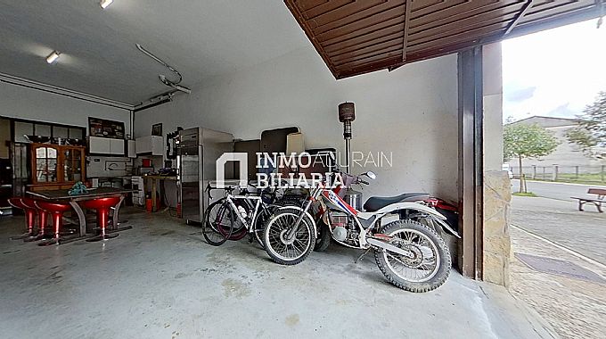 VIVIENDA ADOSADA UNIFAMILIAR EN LAKUNTZA