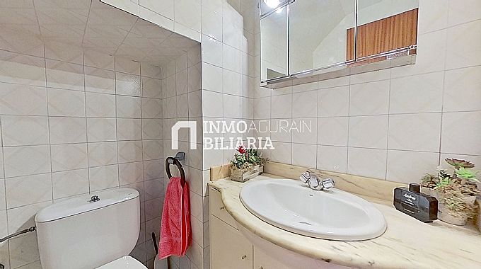 VIVIENDA ADOSADA UNIFAMILIAR EN LAKUNTZA