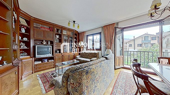 VIVIENDA ADOSADA UNIFAMILIAR EN LAKUNTZA