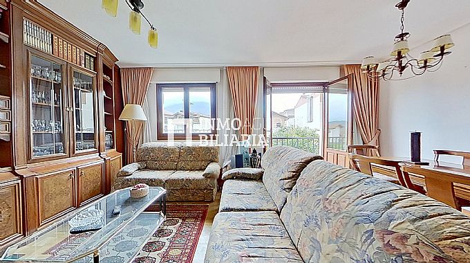 VIVIENDA ADOSADA UNIFAMILIAR EN LAKUNTZA