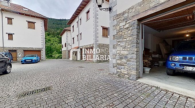 VIVIENDA UNIFAMILIAR PAREADA EN ISABA