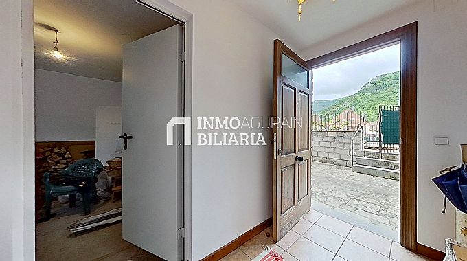 VIVIENDA UNIFAMILIAR PAREADA EN ISABA