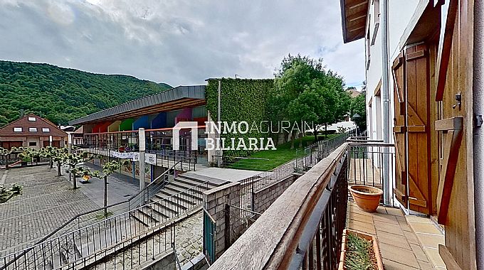 VIVIENDA UNIFAMILIAR PAREADA EN ISABA