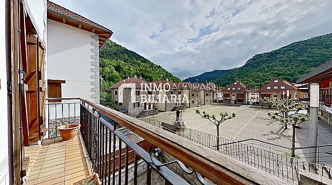 VIVIENDA UNIFAMILIAR PAREADA EN ISABA